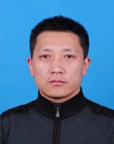 闫平
